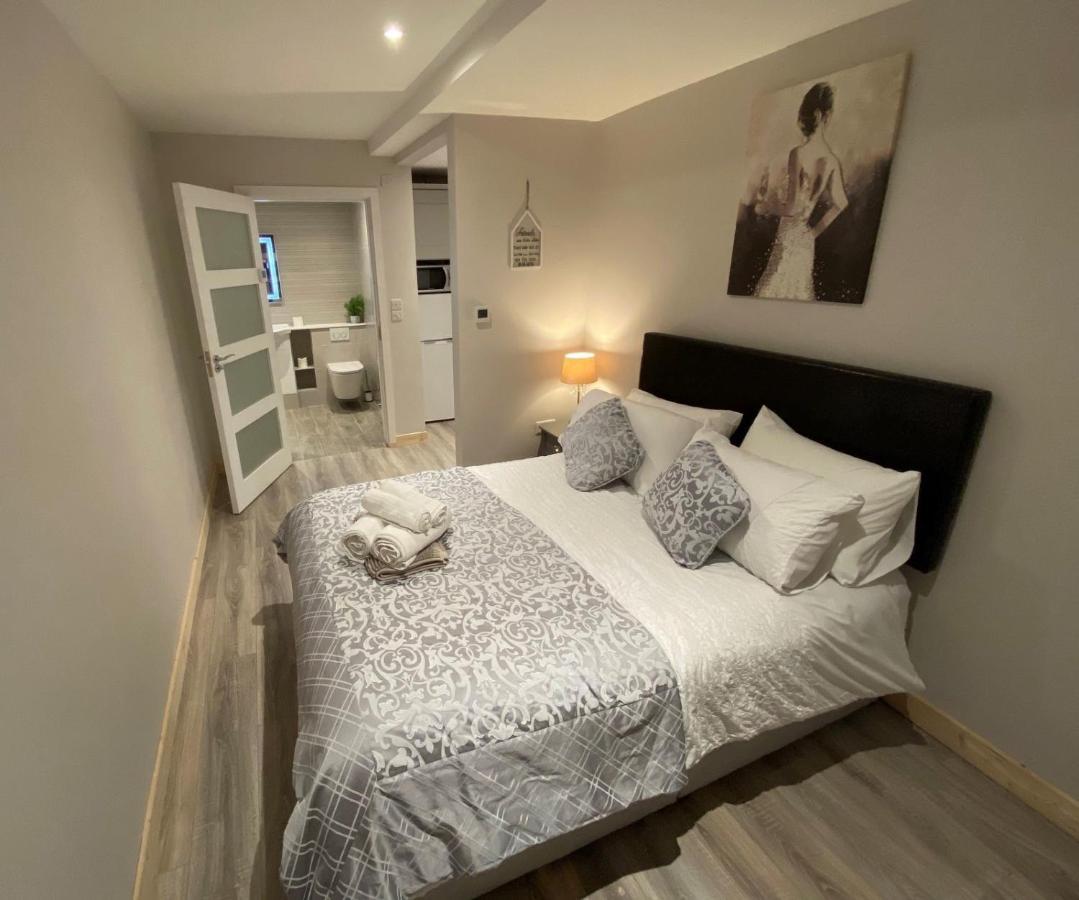 Trinity Apartments Four 1-Bedroom Apts Waterford City Centre Exterior photo